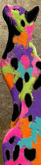 Cat bookmarks featuring a noen cat with gold background